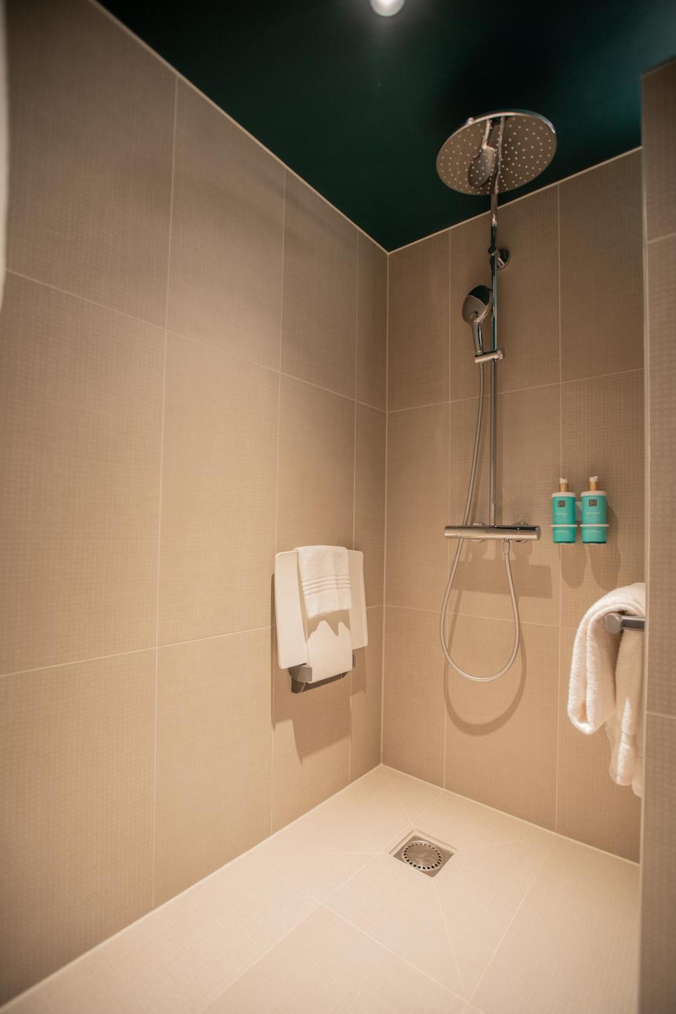 Superior Double Room with Sofa Bed,1704843443:JPEG