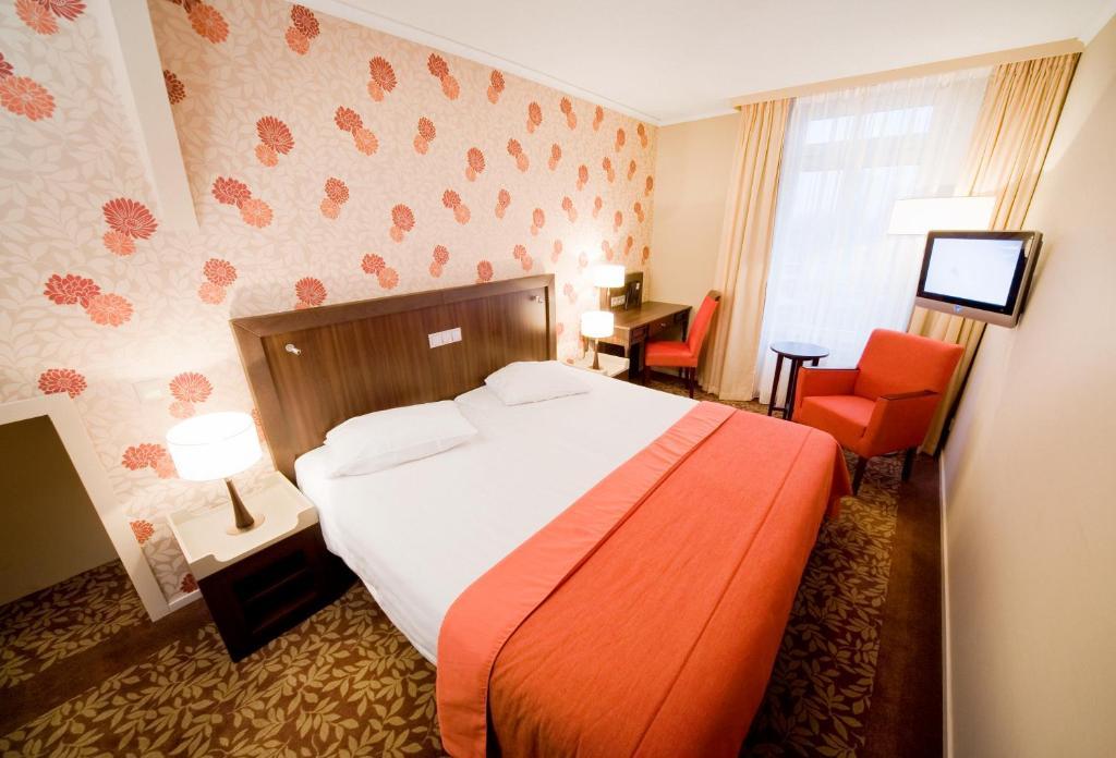 Comfort Double or Twin Room