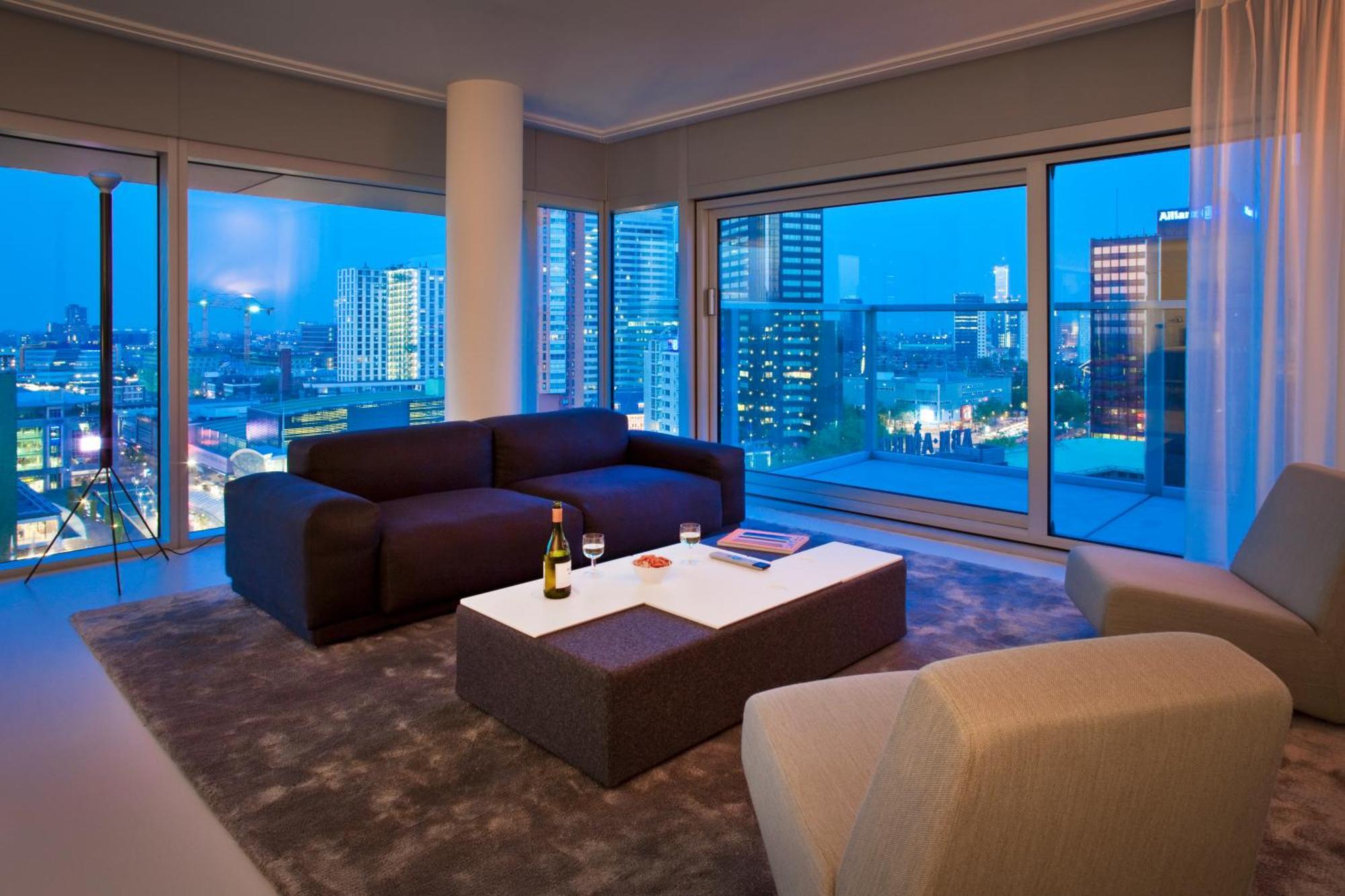 Large Apartment,699438063:JPEG
