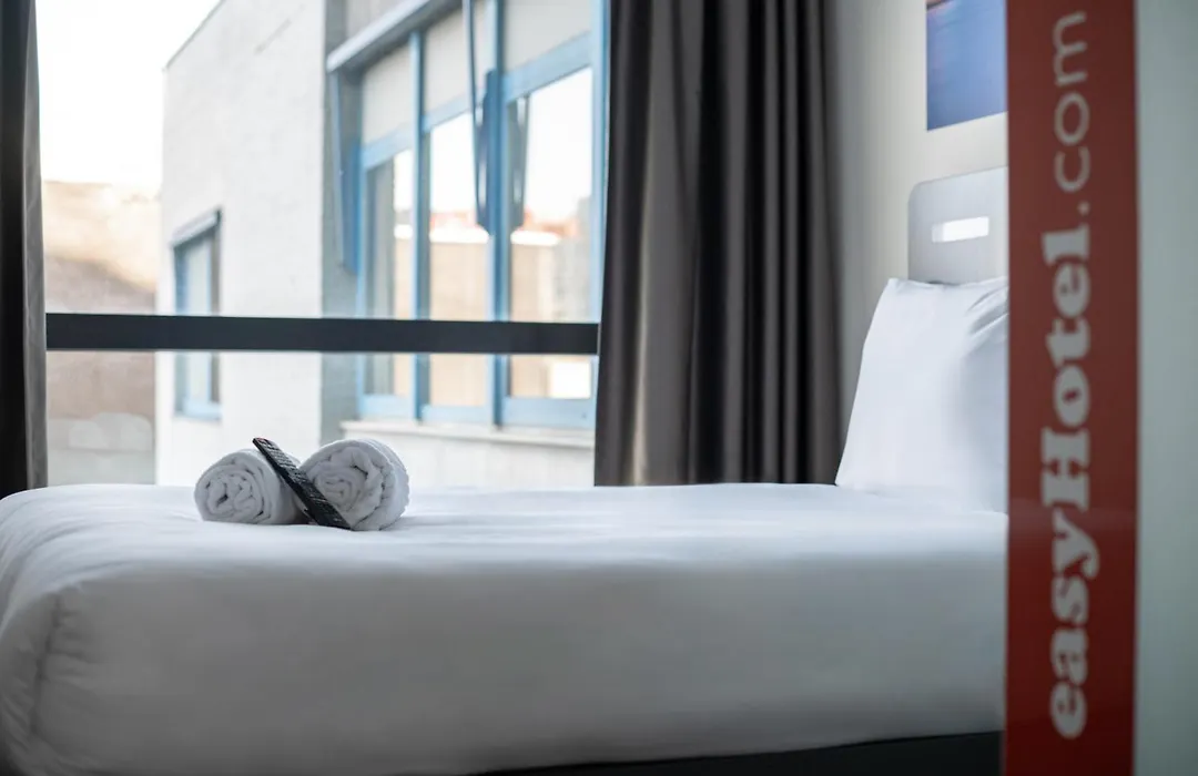 Easyhotel Rotterdam City Centre-1