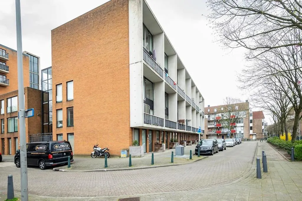 010 Studio City Center Rotterdam-1