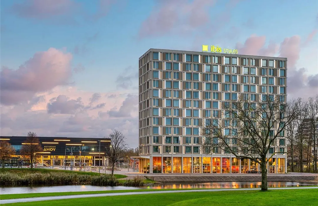 Ibis Styles Rotterdam Ahoy-1