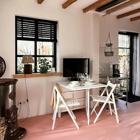 Guesthouse Rotterdam, Tinyhouse Nearby Kralingen-2