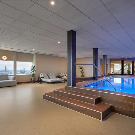 Doubletree By Hilton Rotterdam Centre-3